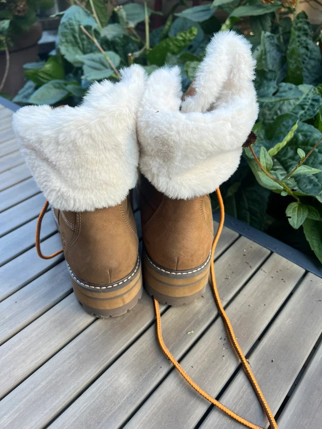 Timberland ReBOTL Waterproof Shearling Boots - Size 10 image indicator(4)