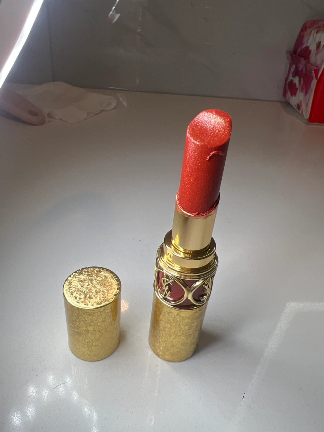 Yves Saint Laurent Rouge Volupté Shine Lipstick - photo 2