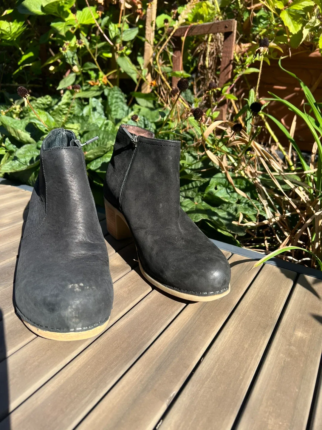 DANSKO Black Leather Ankle Boots, Size 40 image indicator(2)