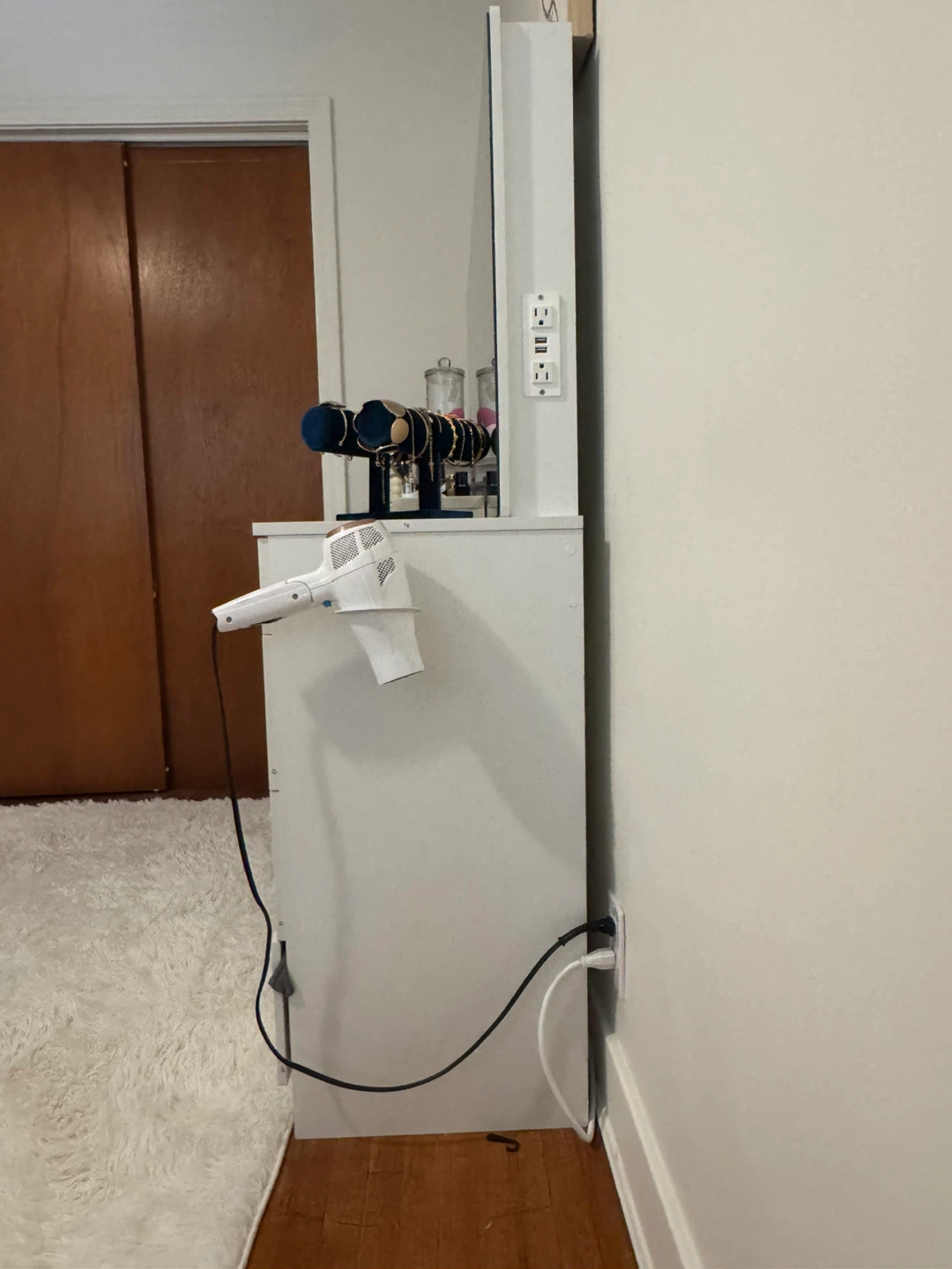 Makeup Vanity with LED Mirror — $160 OBO - photo 5