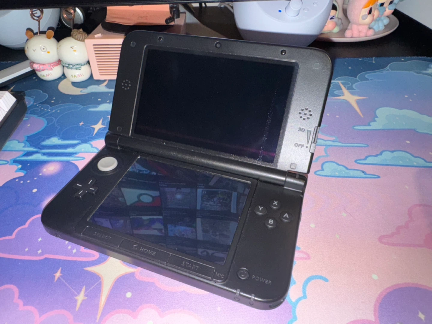 Nintendo 3DS XL - photo 3