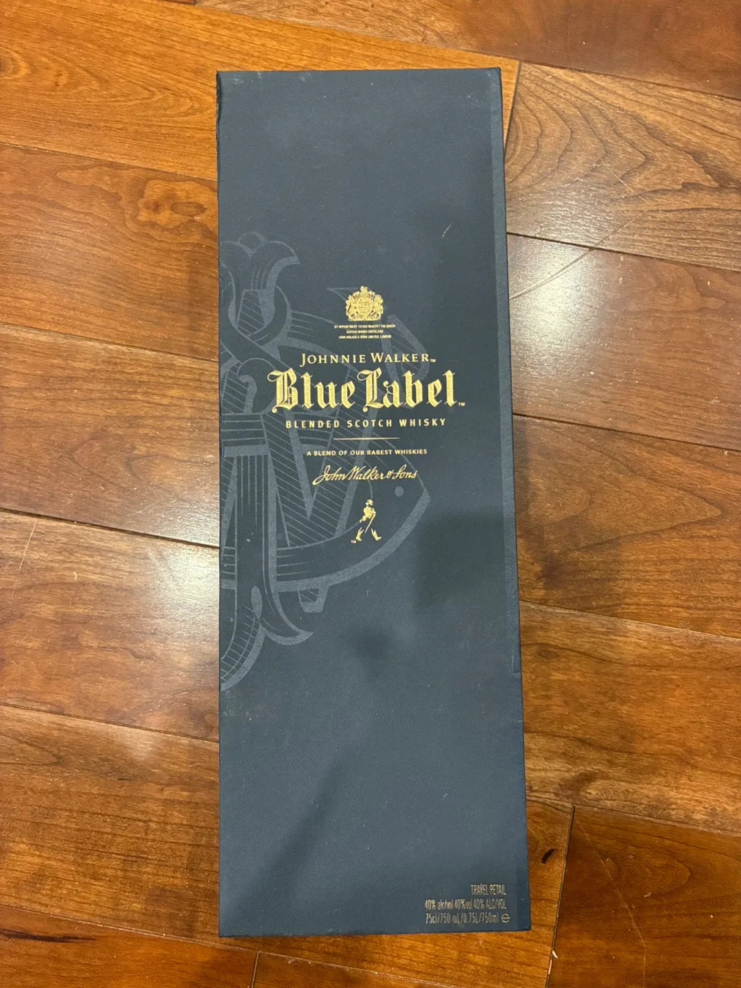 EMPTY - Johnnie Walker Blue Label Whisky bottle & box image indicator(2)