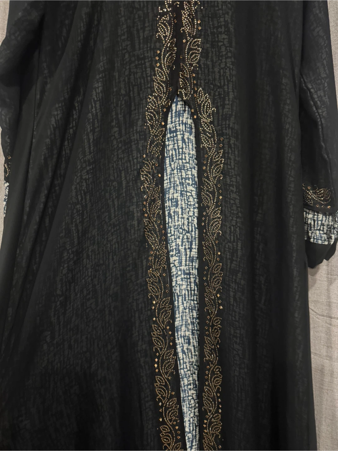 Abaya - photo 2