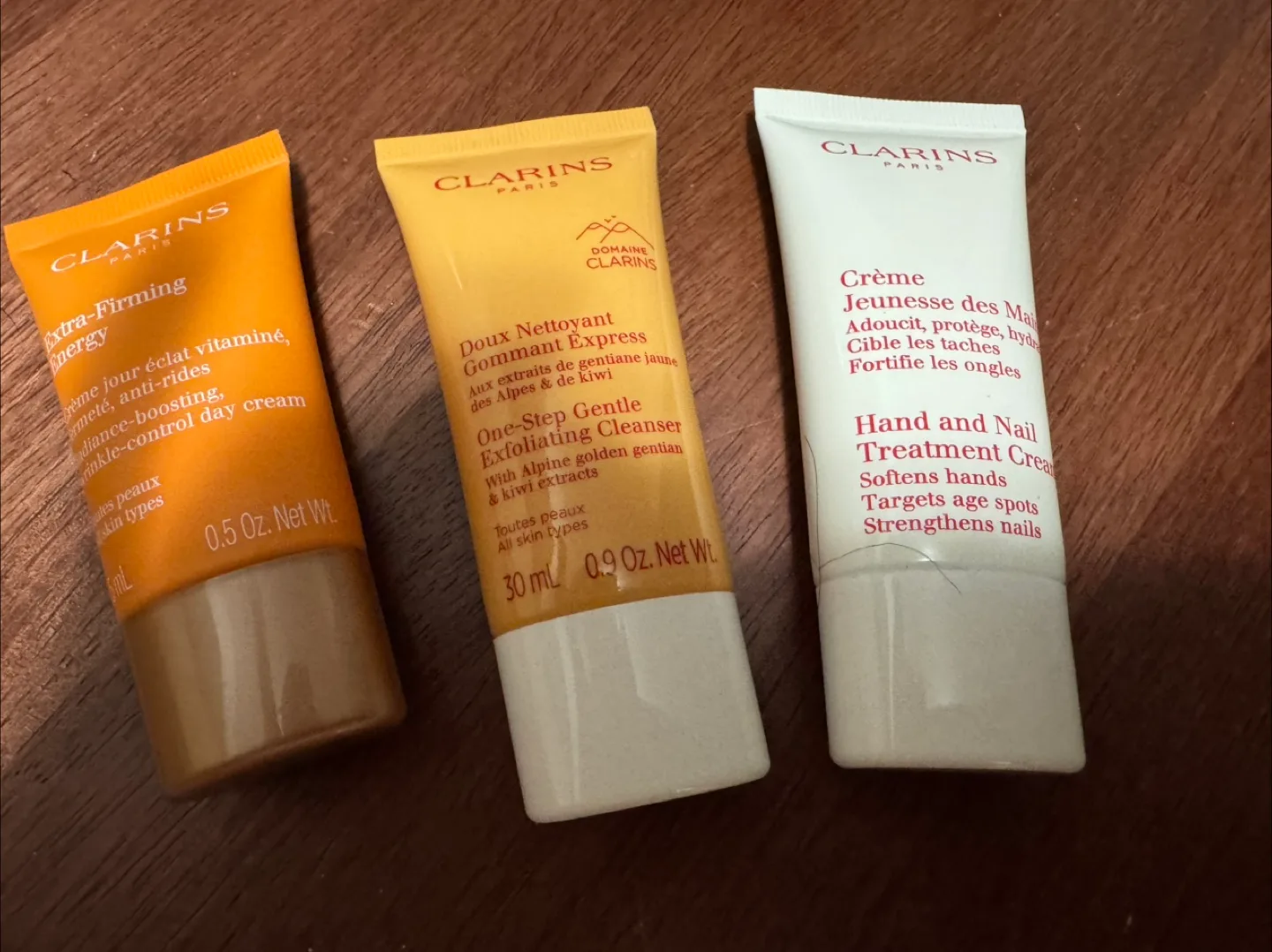 Clarins Skincare Sample Lot image indicator(2)