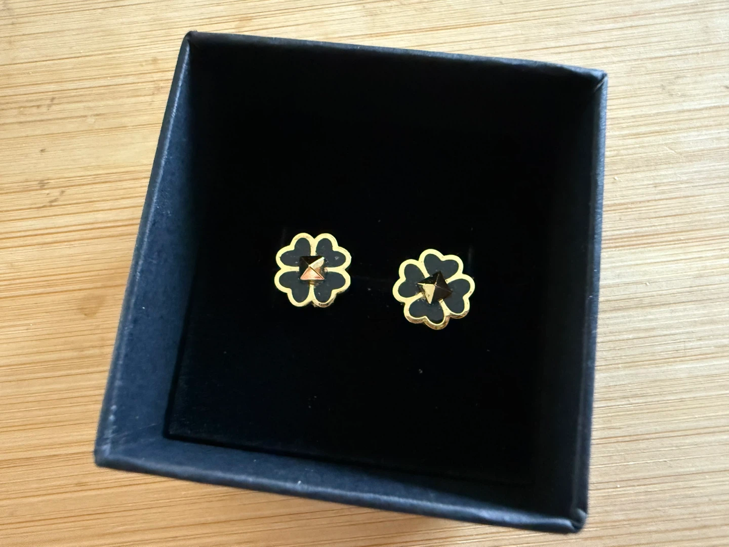 Kate Spade Clover Earrings - Black & Gold