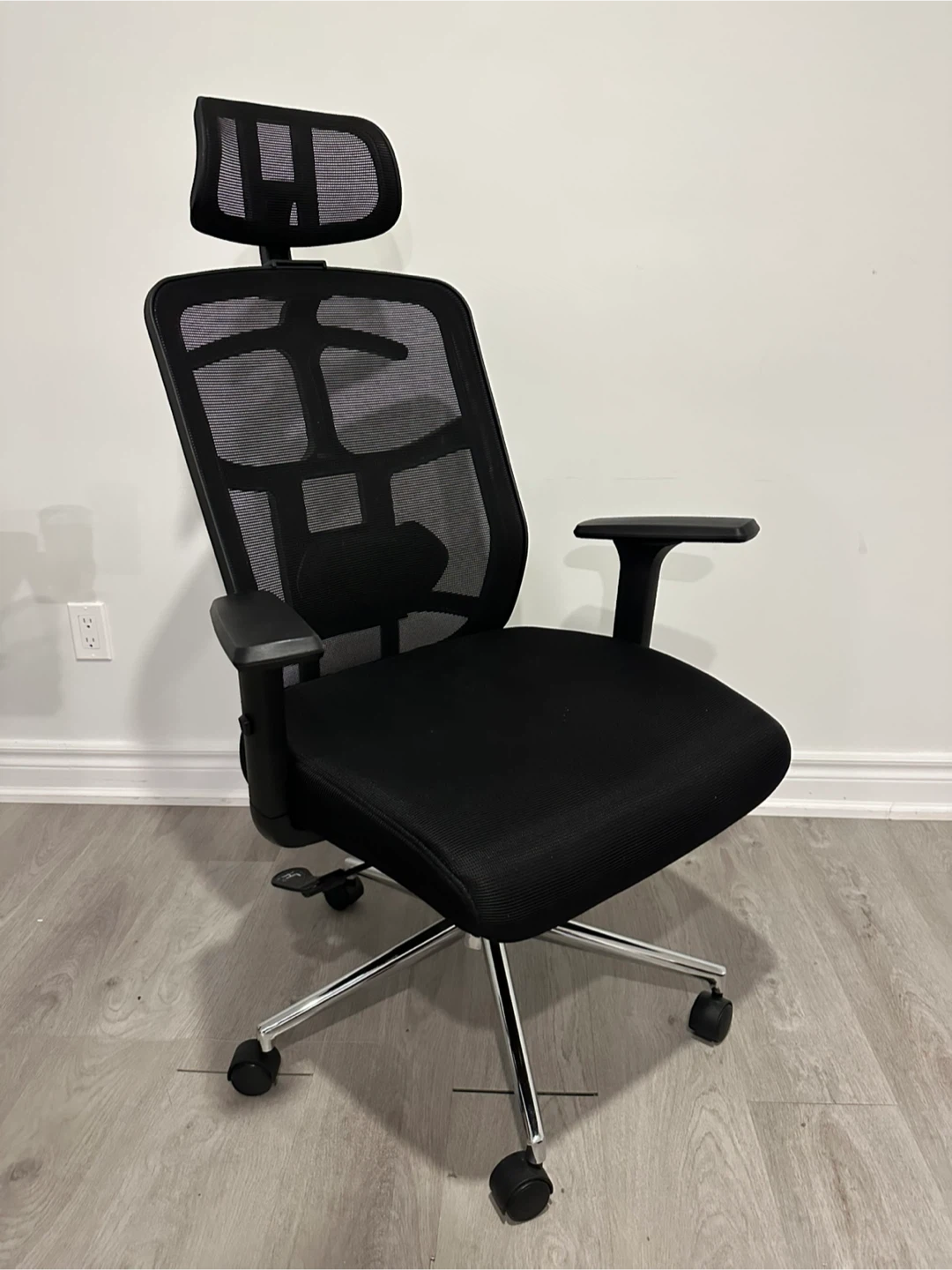 Ergonomic Mesh Office Chair - Black
