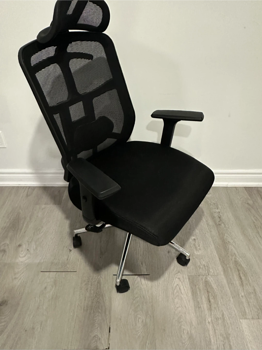 Ergonomic Mesh Office Chair - Black - photo 5