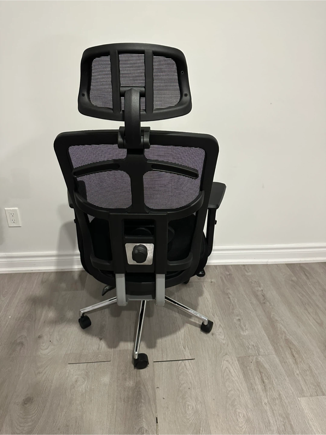 Ergonomic Mesh Office Chair - Black - photo 4