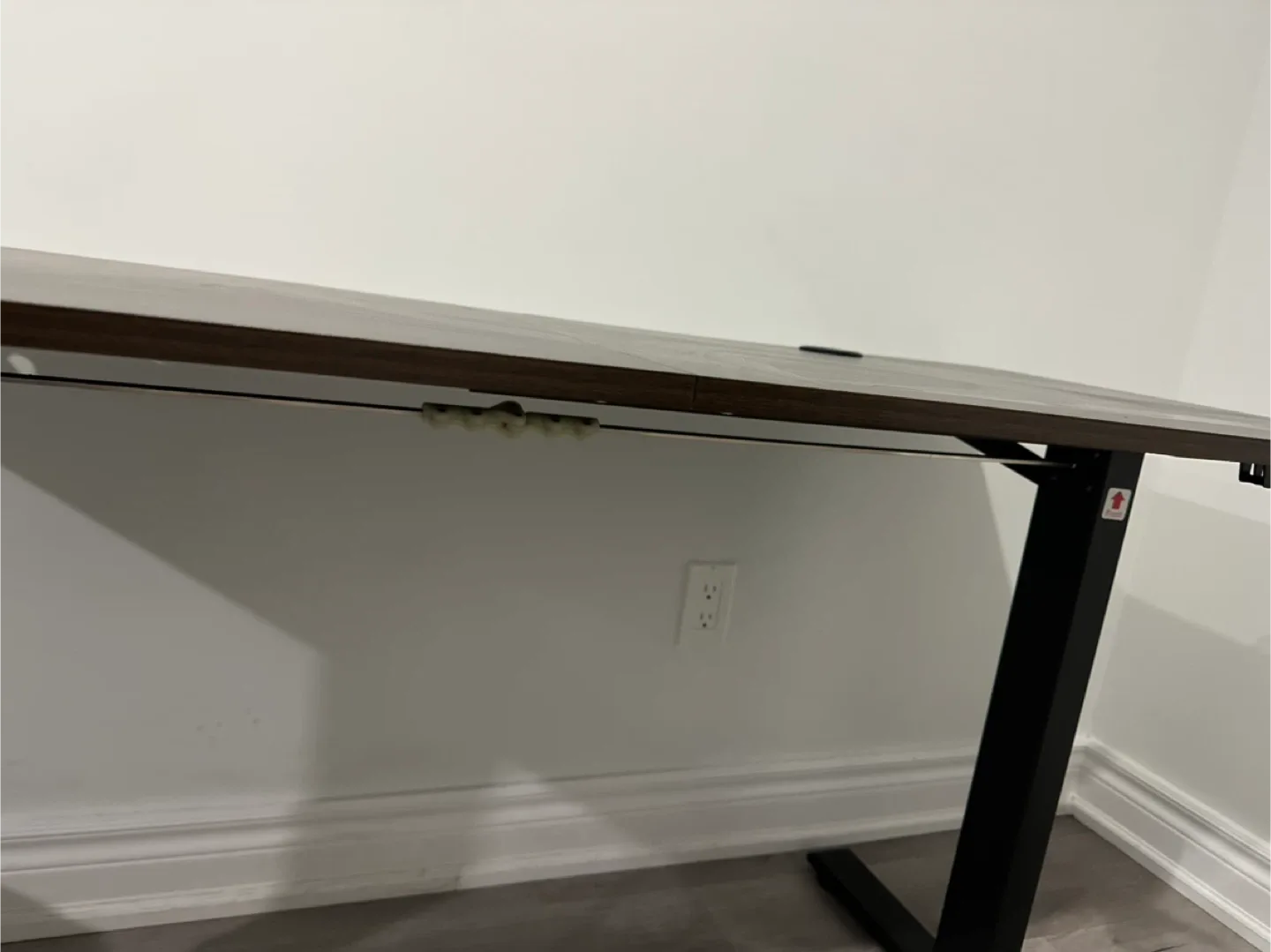 Adjustable Height Standing Desk - Brown image indicator(4)