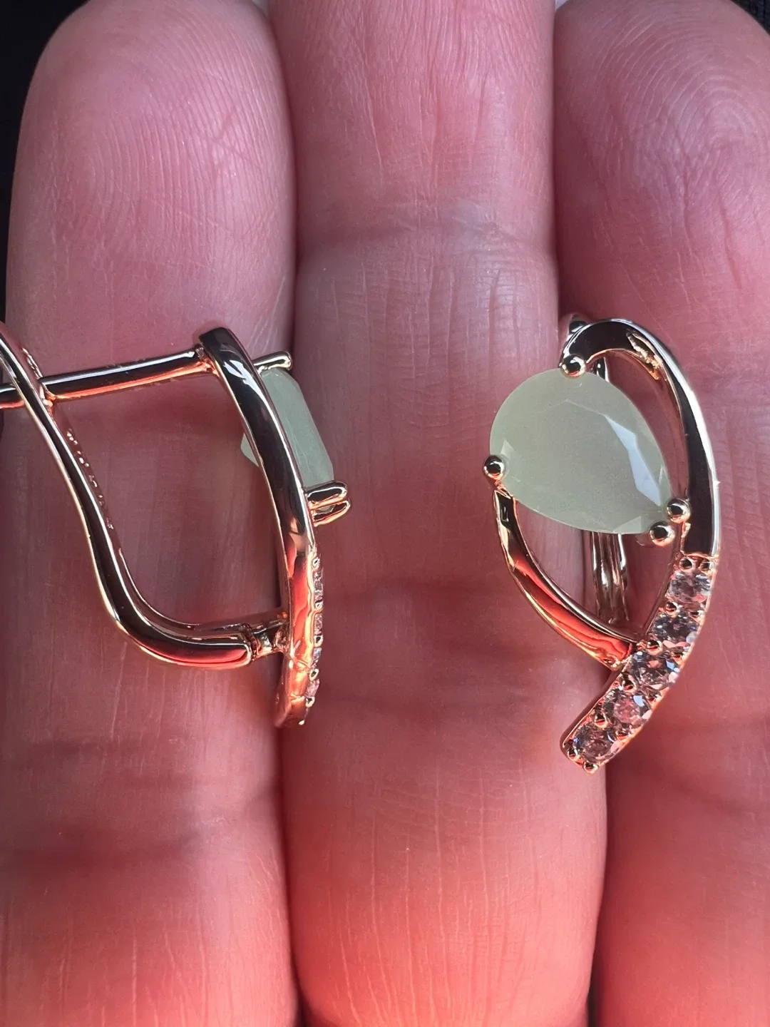 14k peridot earrings