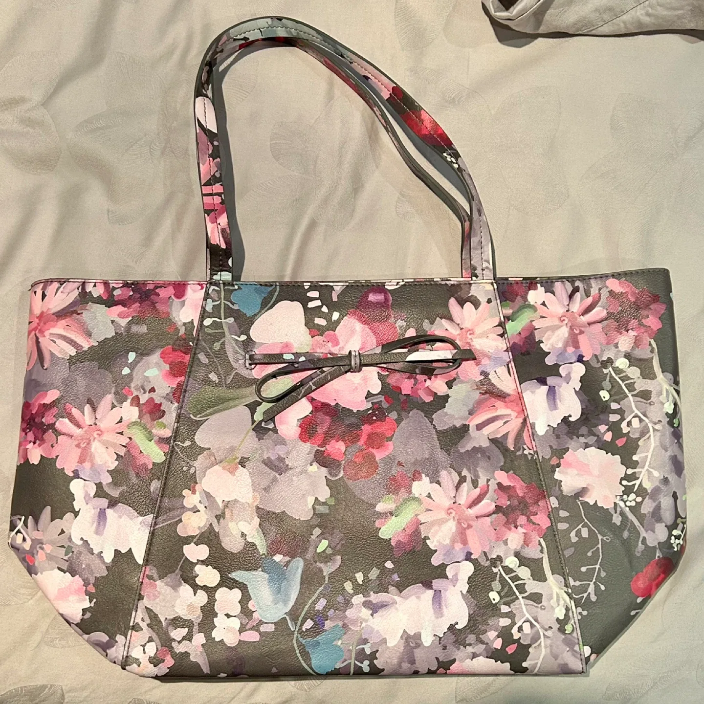 Pleather Floral Tote Bag thumbnail
