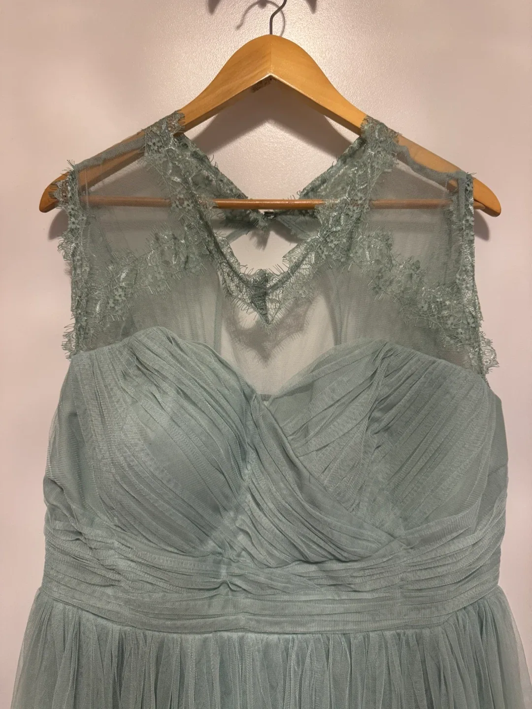 Light Green Tulle Dress image indicator(2)