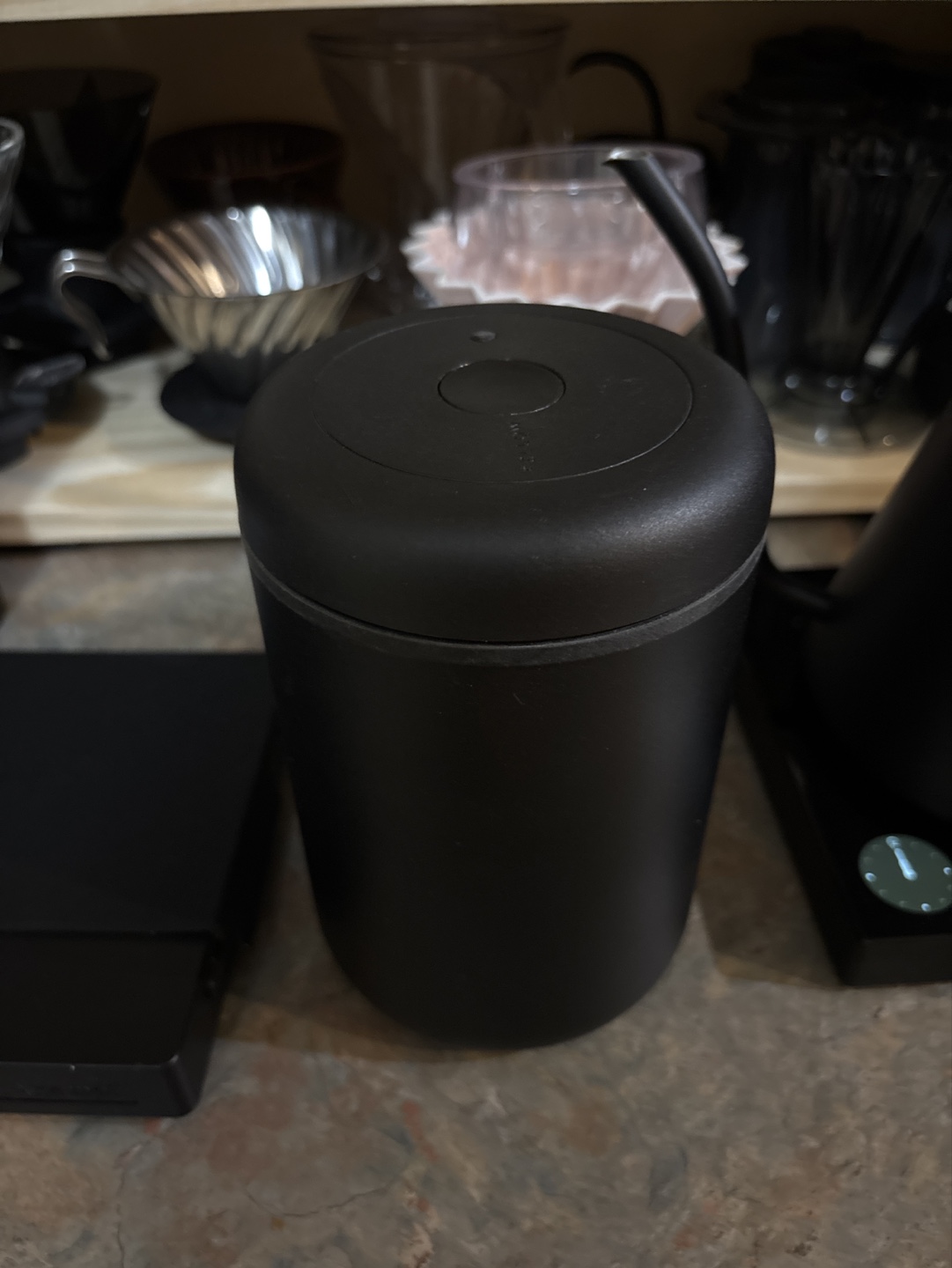 Fellow Atmos Vacuum Canister - Matte Black