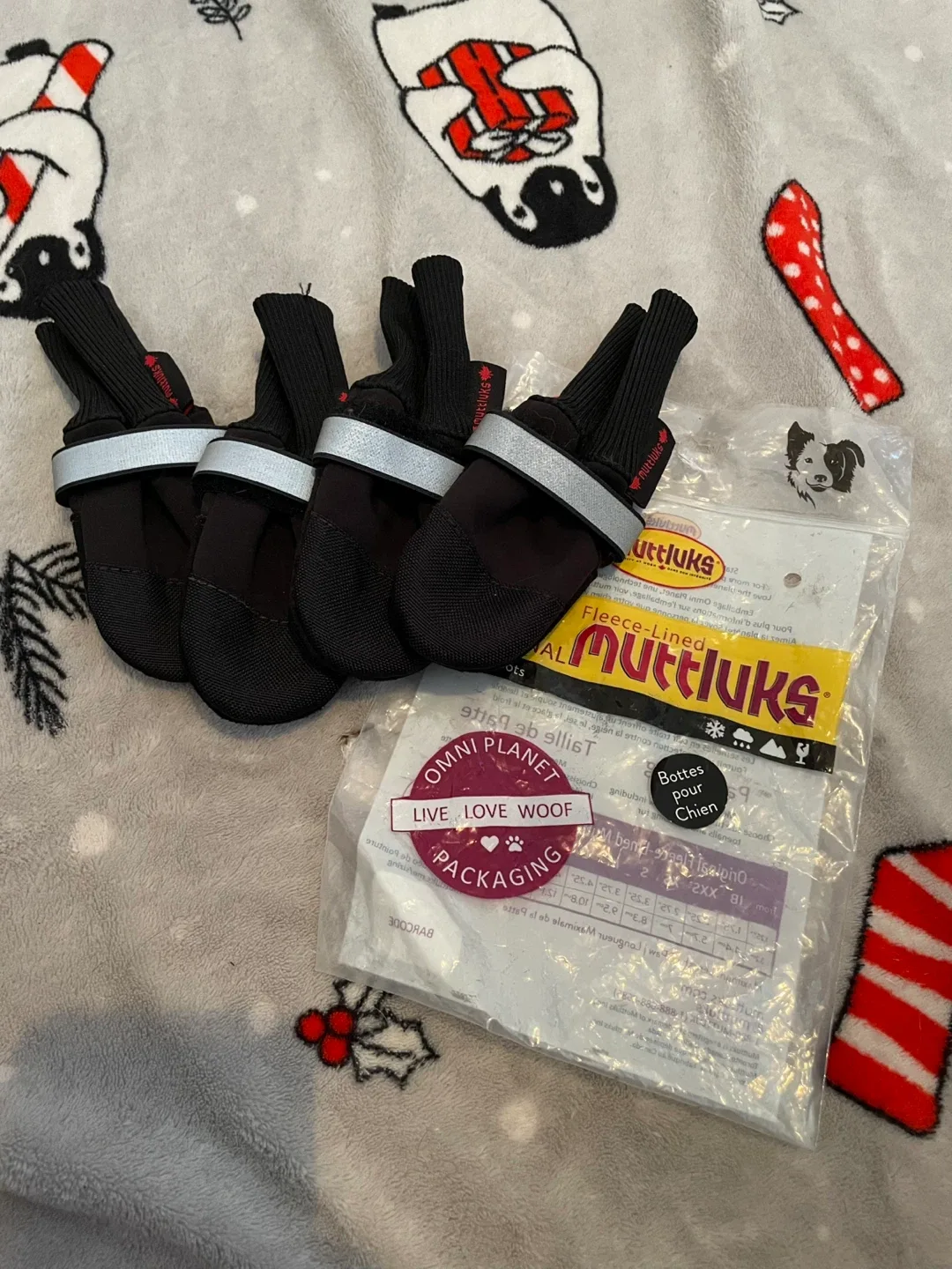 2” Brand New Muttlucks Dog Boots thumbnail
