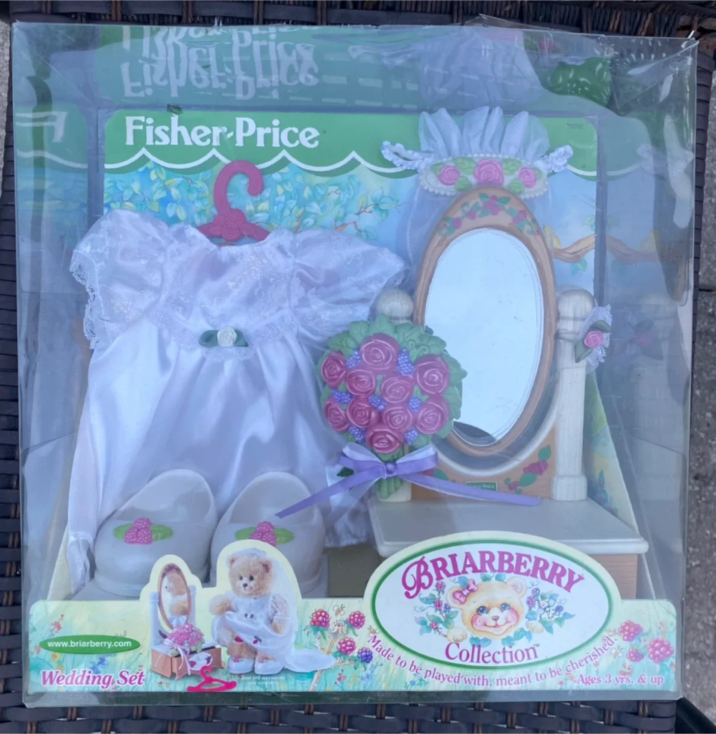 Fisher-Price Briarberry Collection Wedding Set thumbnail