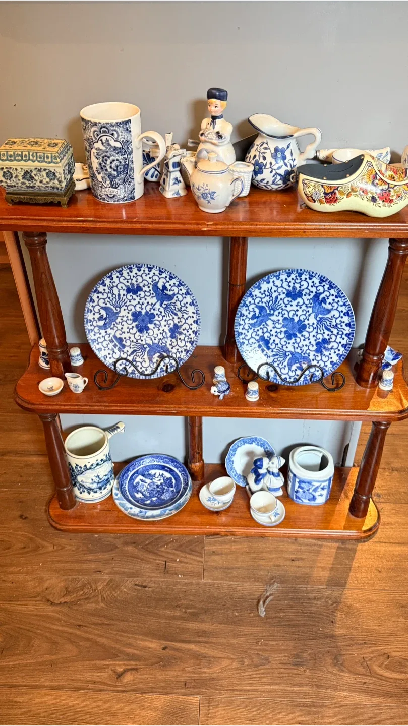 FREE collectables & glassware image indicator(2)