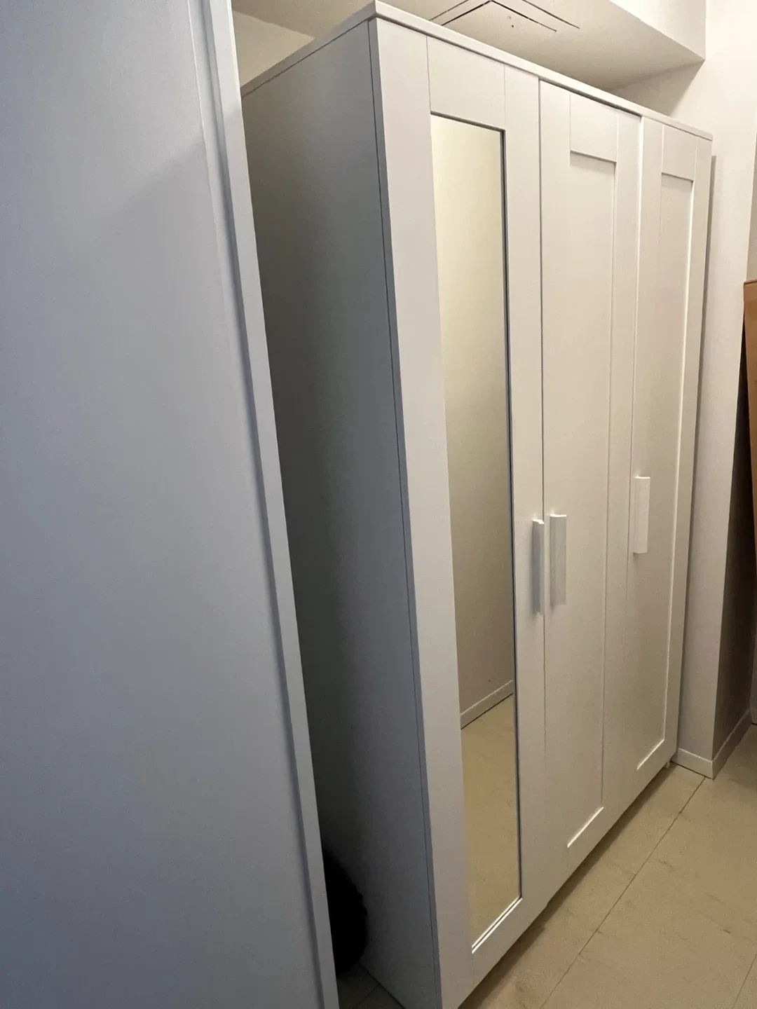 IKEA Wardrobe - White image indicator(3)