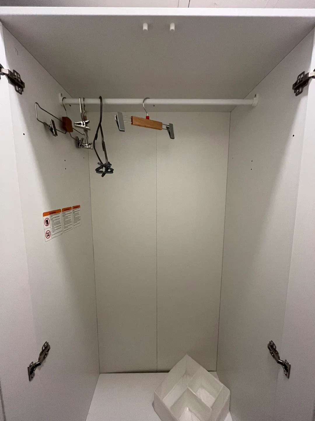 IKEA Wardrobe - White image indicator(4)