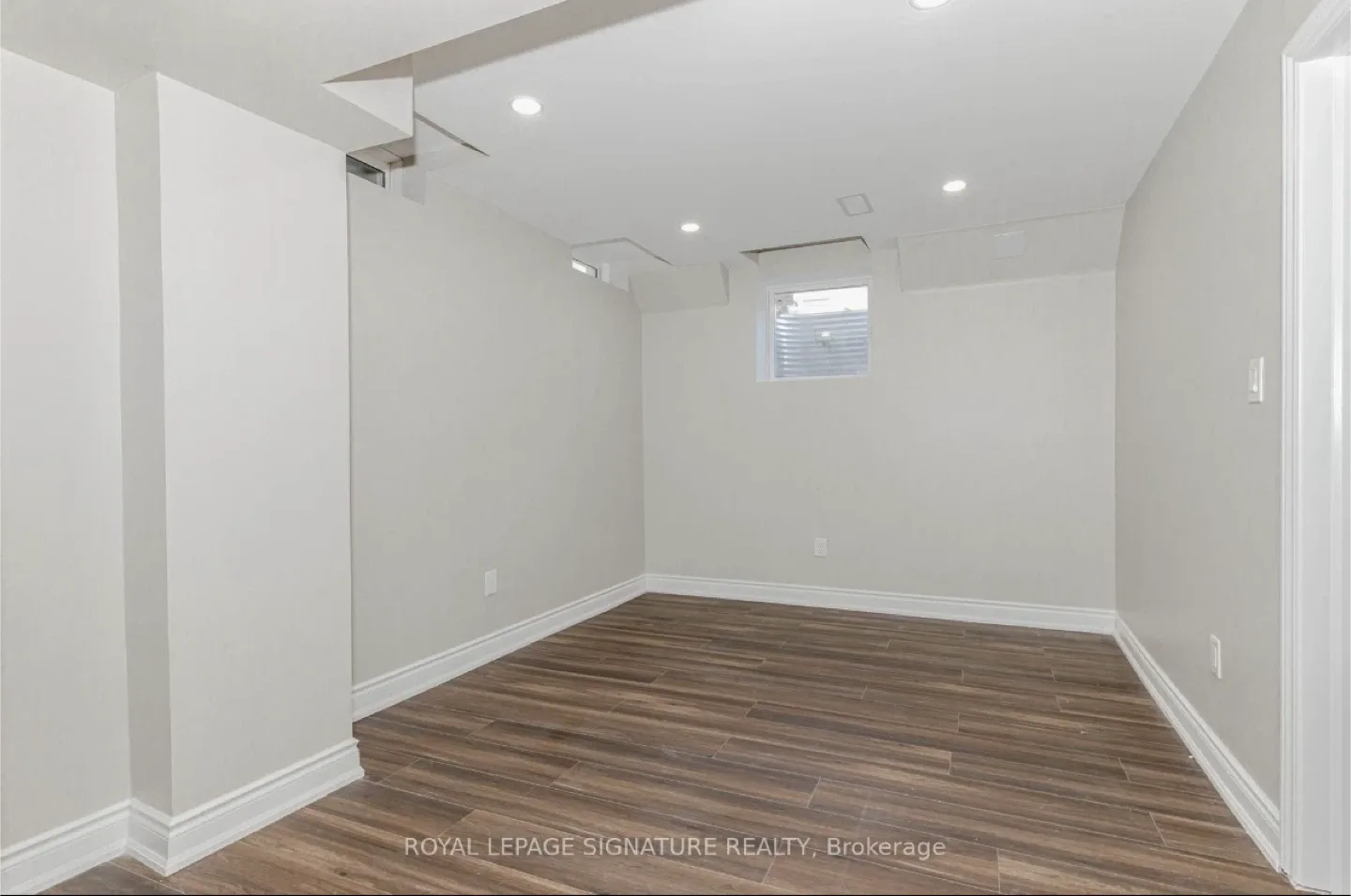 1 + Den Basement for Rent image indicator(5)