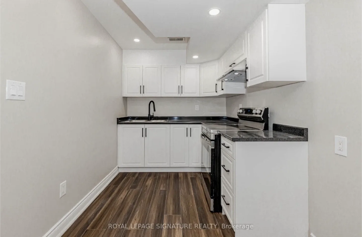 1 + Den Basement for Rent image indicator(4)