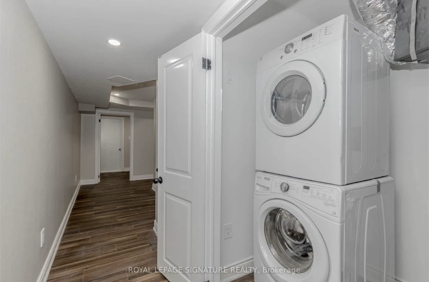 1 + Den Basement for Rent image indicator(9)