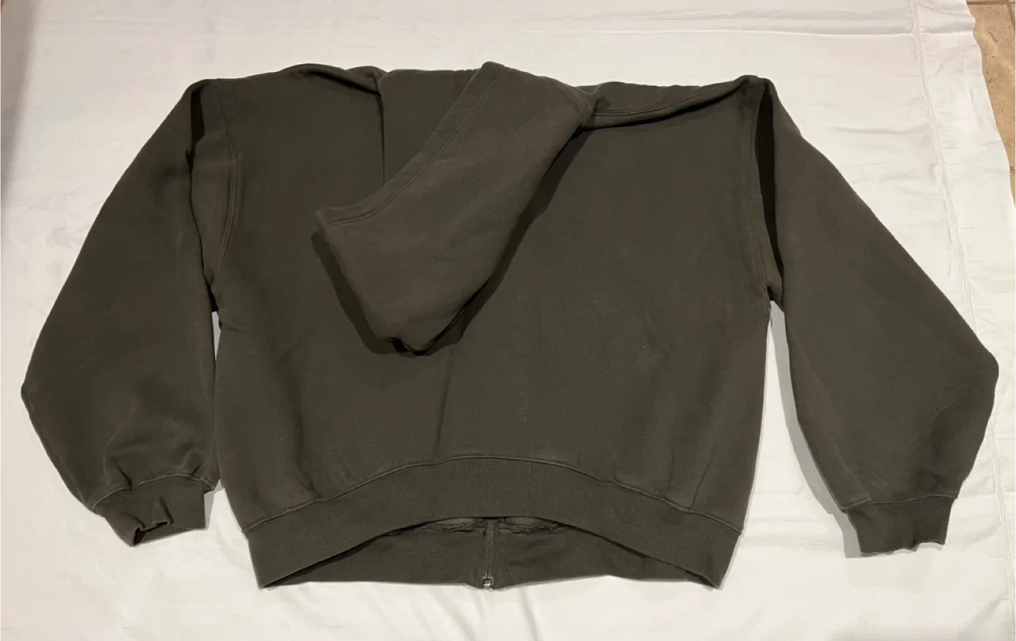 Aritzia Sweatfleece Cozy Fleece Mega Fit Hoodie - M image indicator(2)