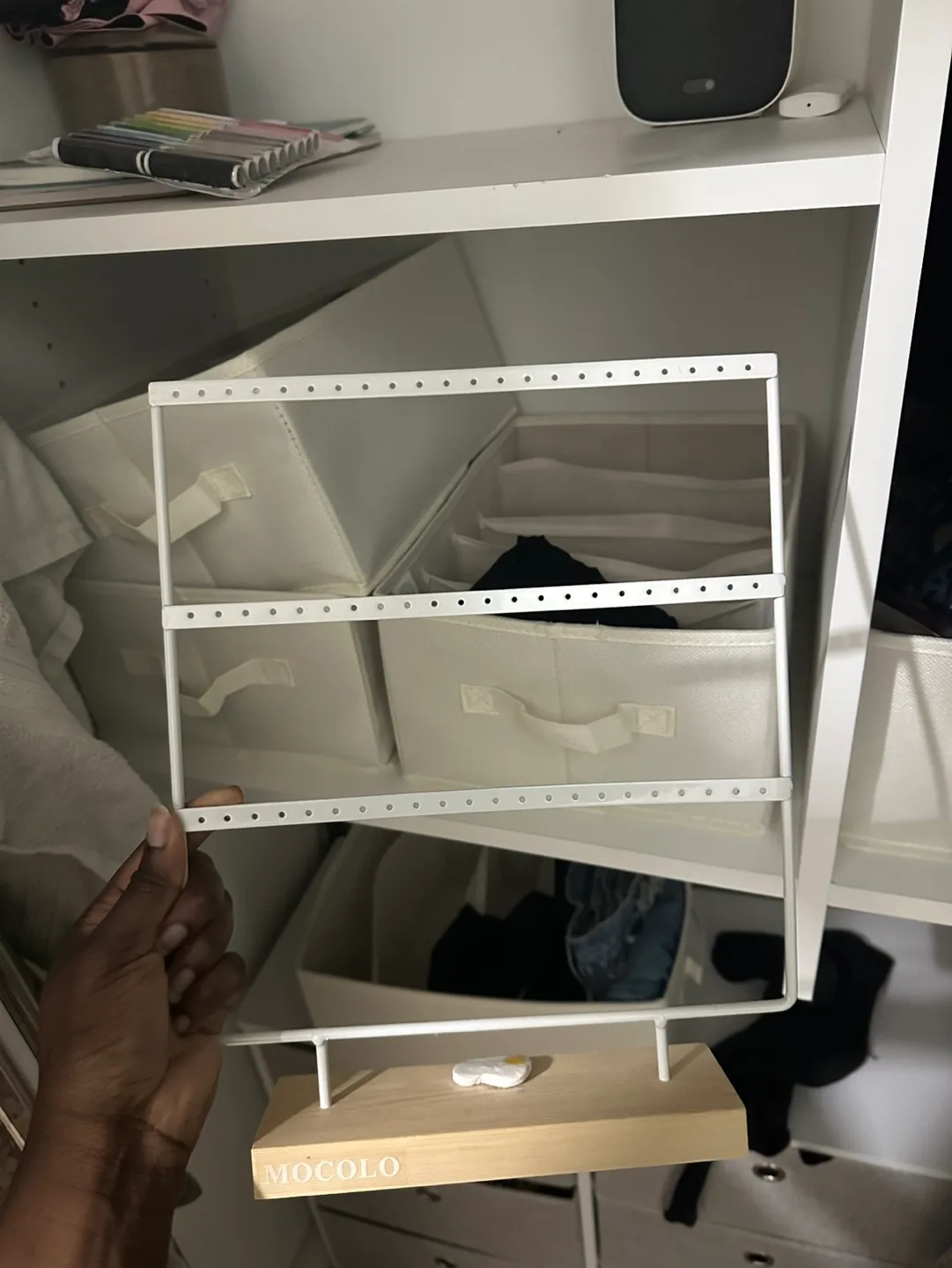 FREE MOCOLO Earring Holder Organizer