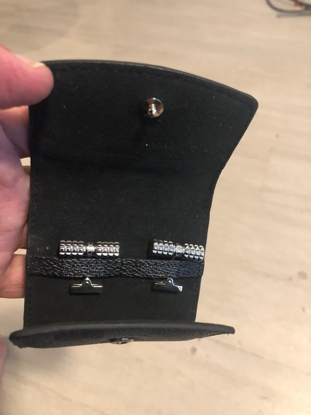Louis Vuitton  cuff links thumbnail
