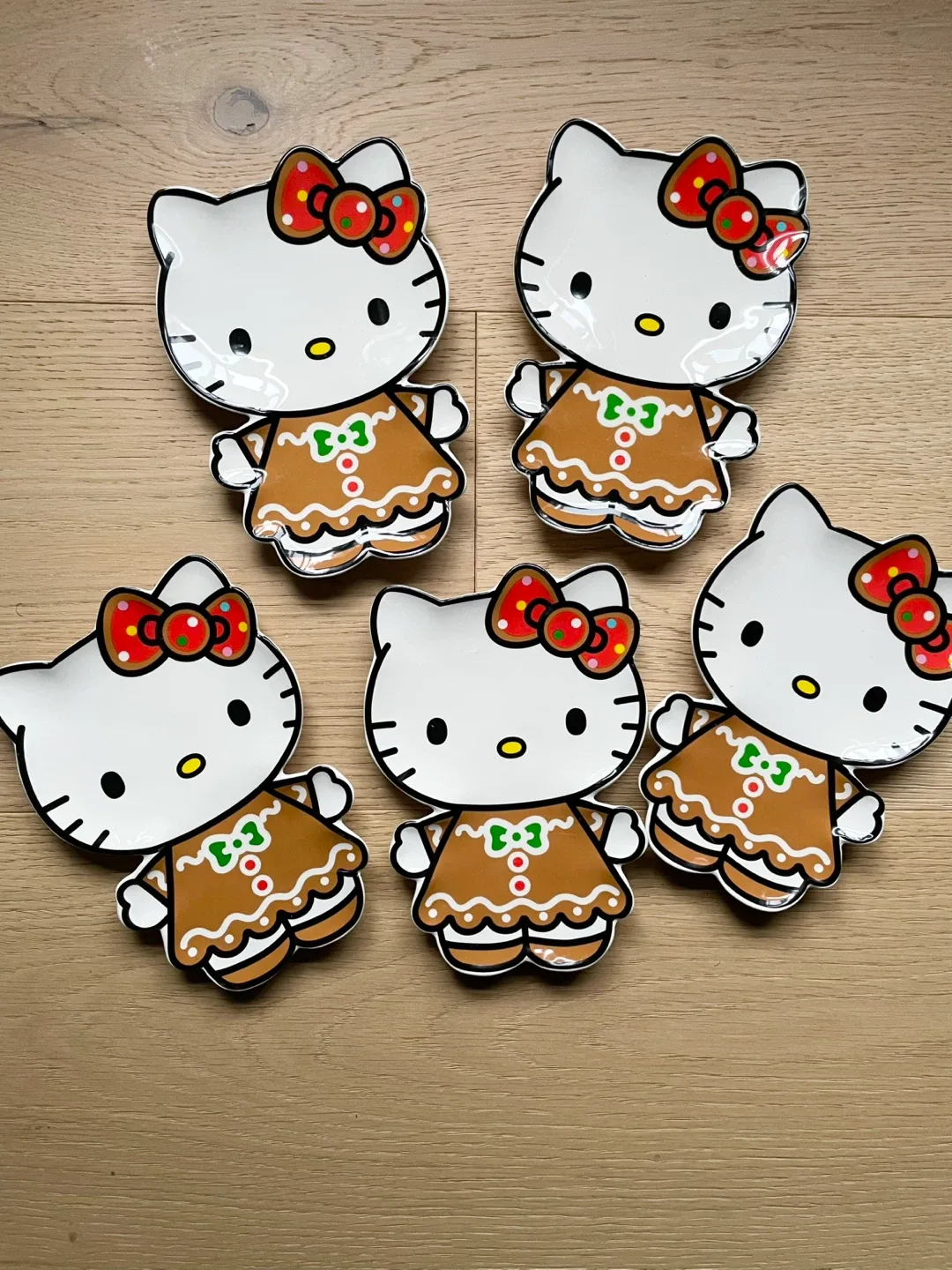 Hello Kitty Christmas Holiday Gingerbread Ceramic Trinket Tray thumbnail