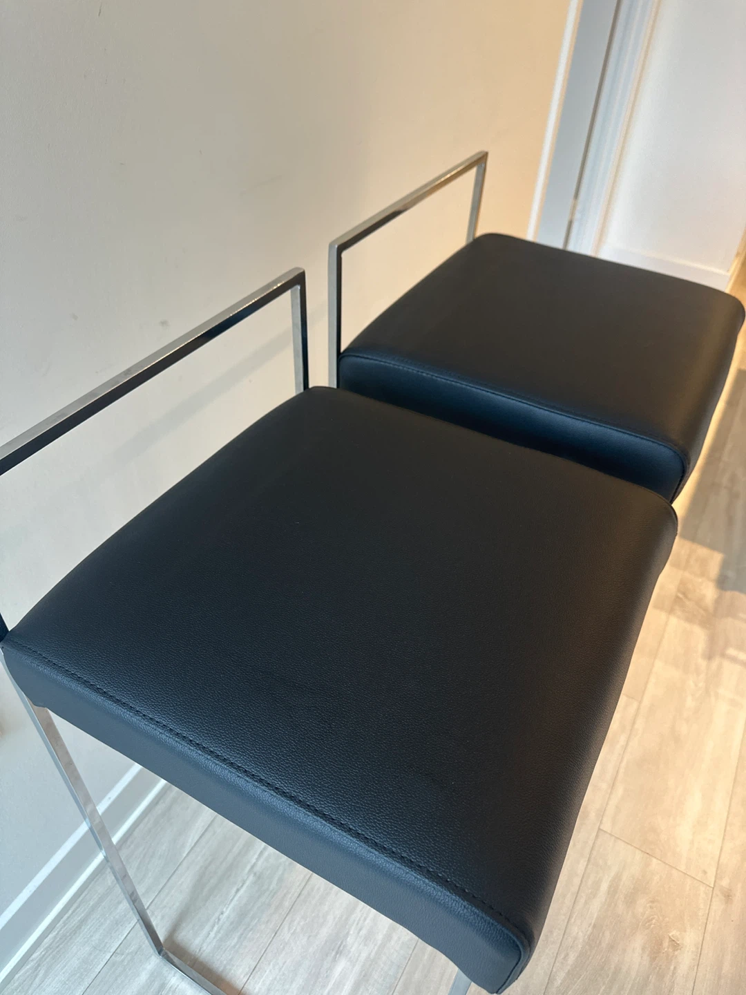 Set of 2 Black & Silver Bar Stools - photo 4