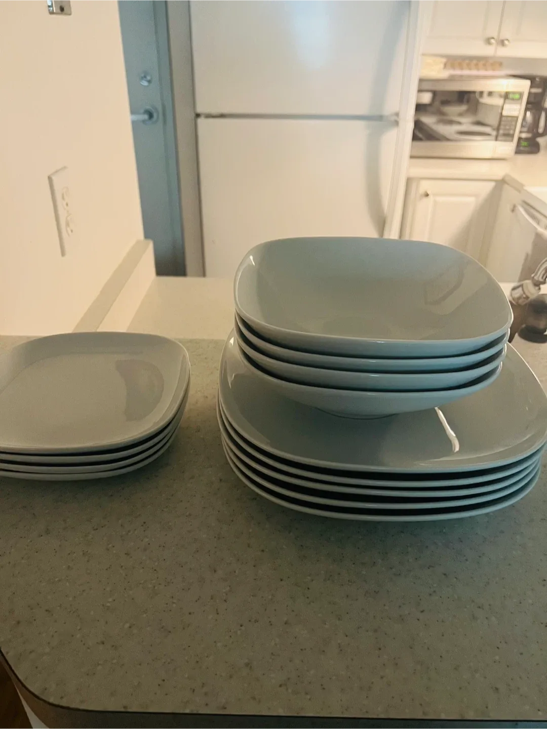 IKEA VÄRDERA 13-Piece Dinnerware Set, White thumbnail