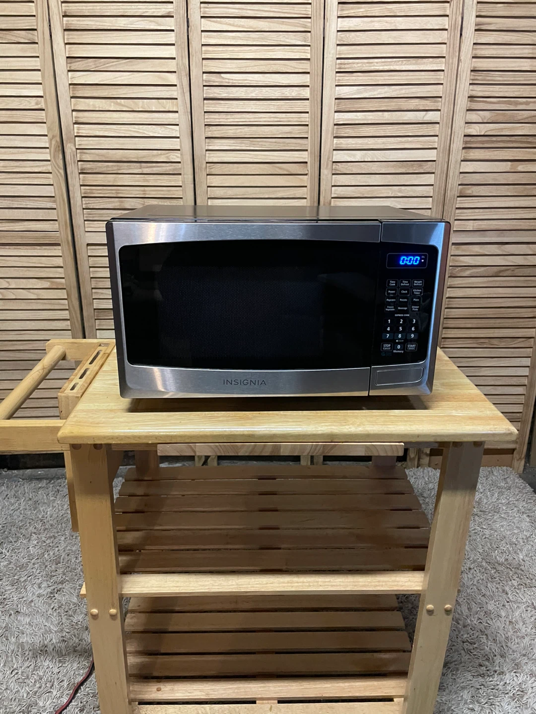 Insignia Microwave - photo 3