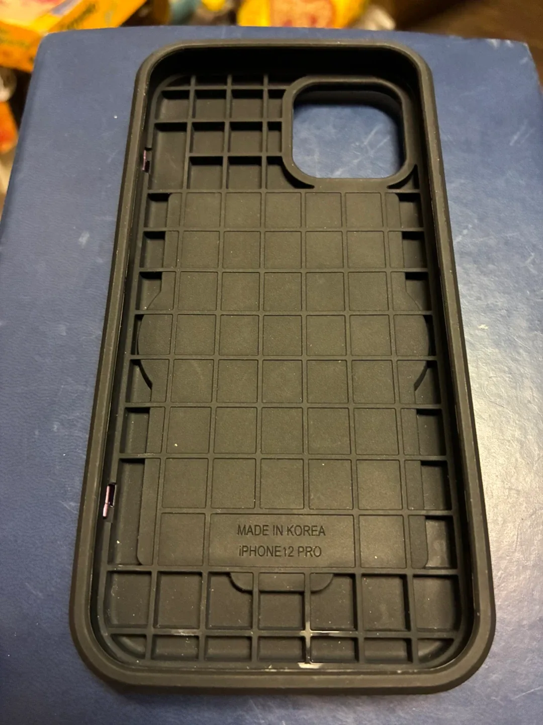 TORU CX PRO iPhone 12 Case - Black/Purple image indicator(2)