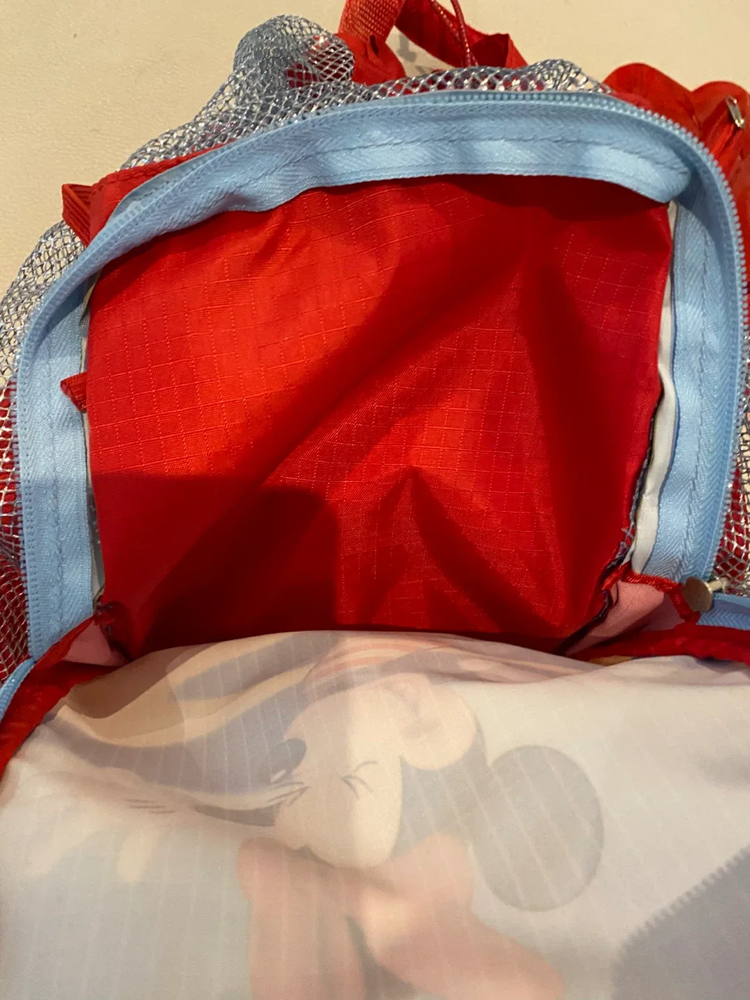 Disney Minnie Mouse Kids Backpack & Pillow image indicator(5)