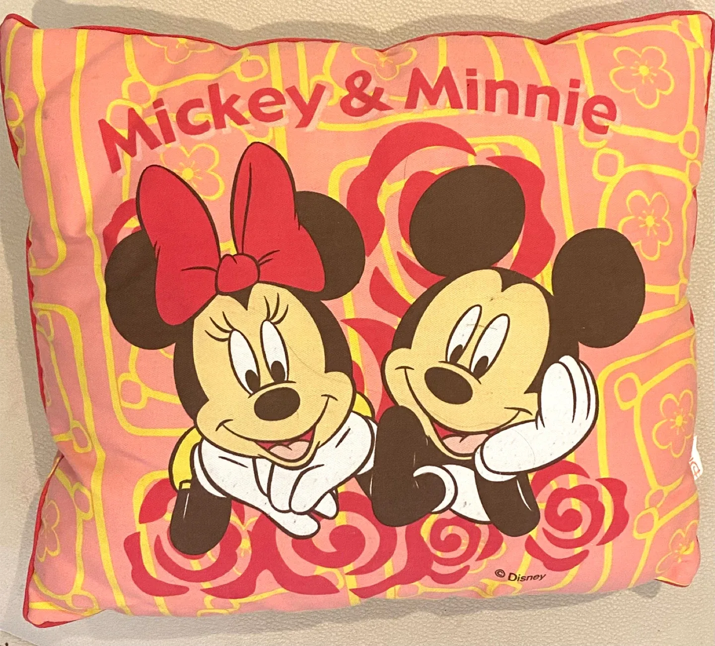 Disney Minnie Mouse Kids Backpack & Pillow image indicator(10)