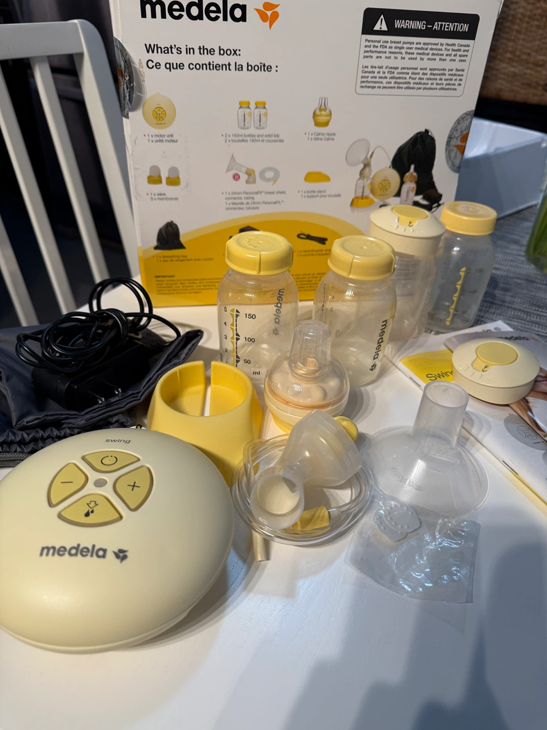 Medela Swing Breast Pump with Box - photo 2