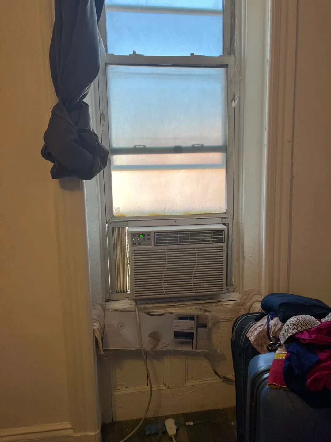 Window Air Conditioner image indicator(2)