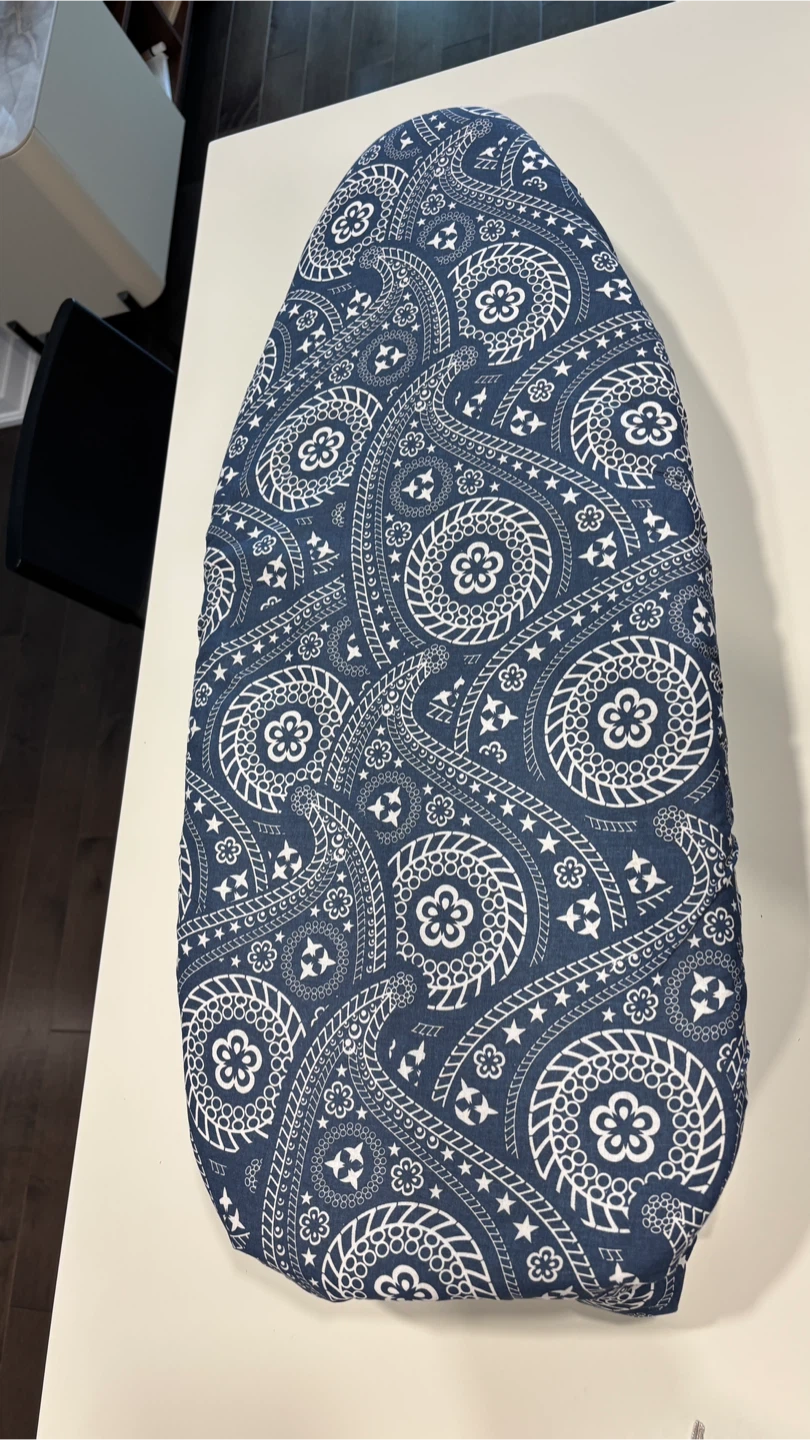 Beautural Steam Iron & Ironing Board - Like New! - photo 3