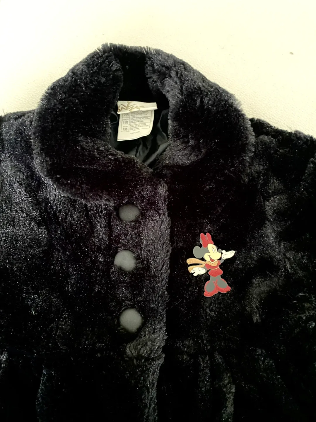 Disney Store Black fluffy Child's Winter Coat, great condition image indicator(3)