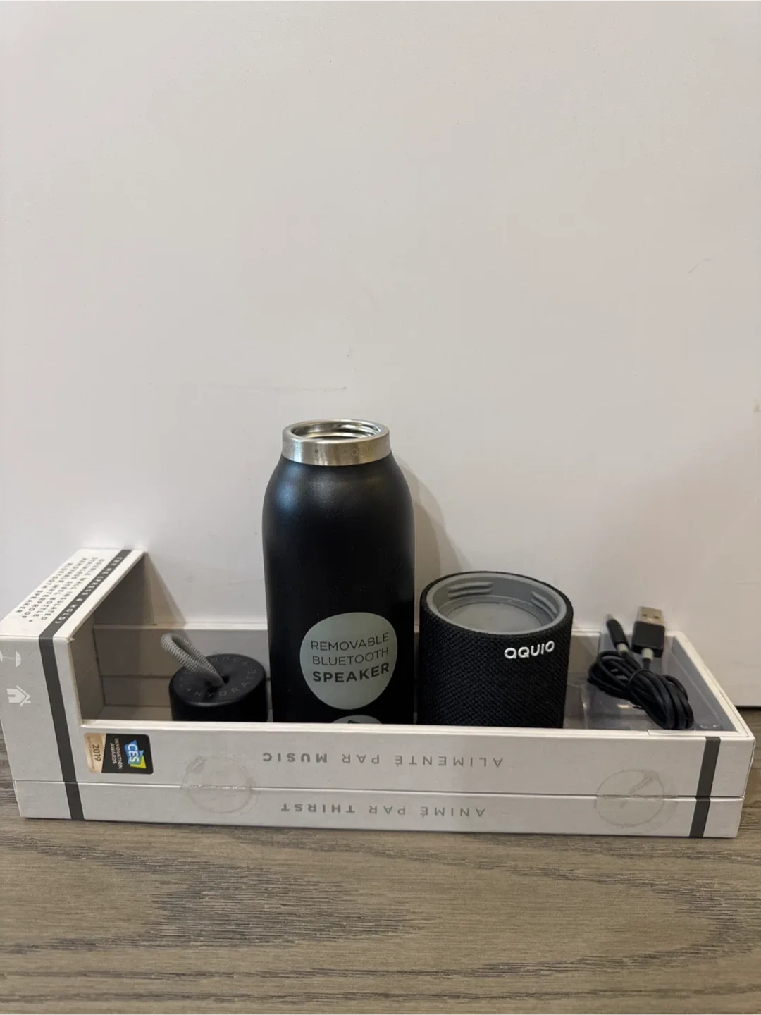 Aquio Hydrate Your Soul Bluetooth Speaker Bottle image indicator(3)