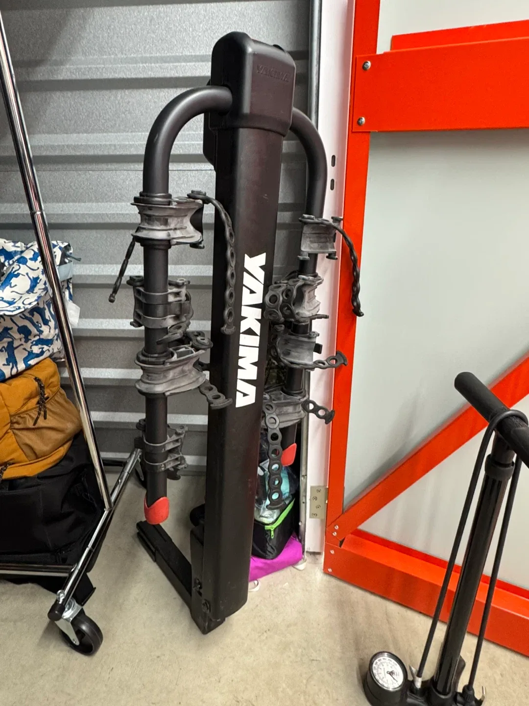 Yakima Folding Bike Rack - 4 Bike Capacity image indicator(2)