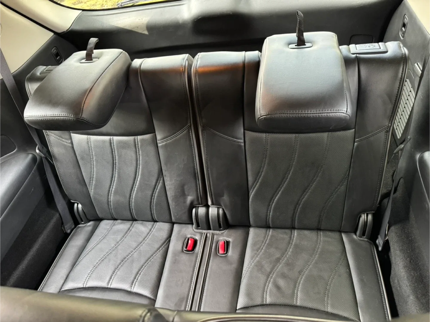 2014 Infiniti QX60 · 3.5 Sport Utility 4D image indicator(7)