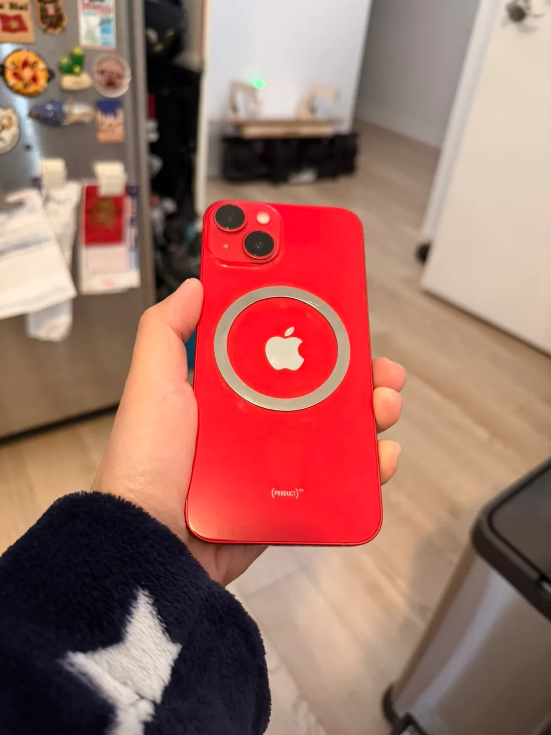 Apple iPhone 14, 256GB, Red Edition - UNLOCKED thumbnail