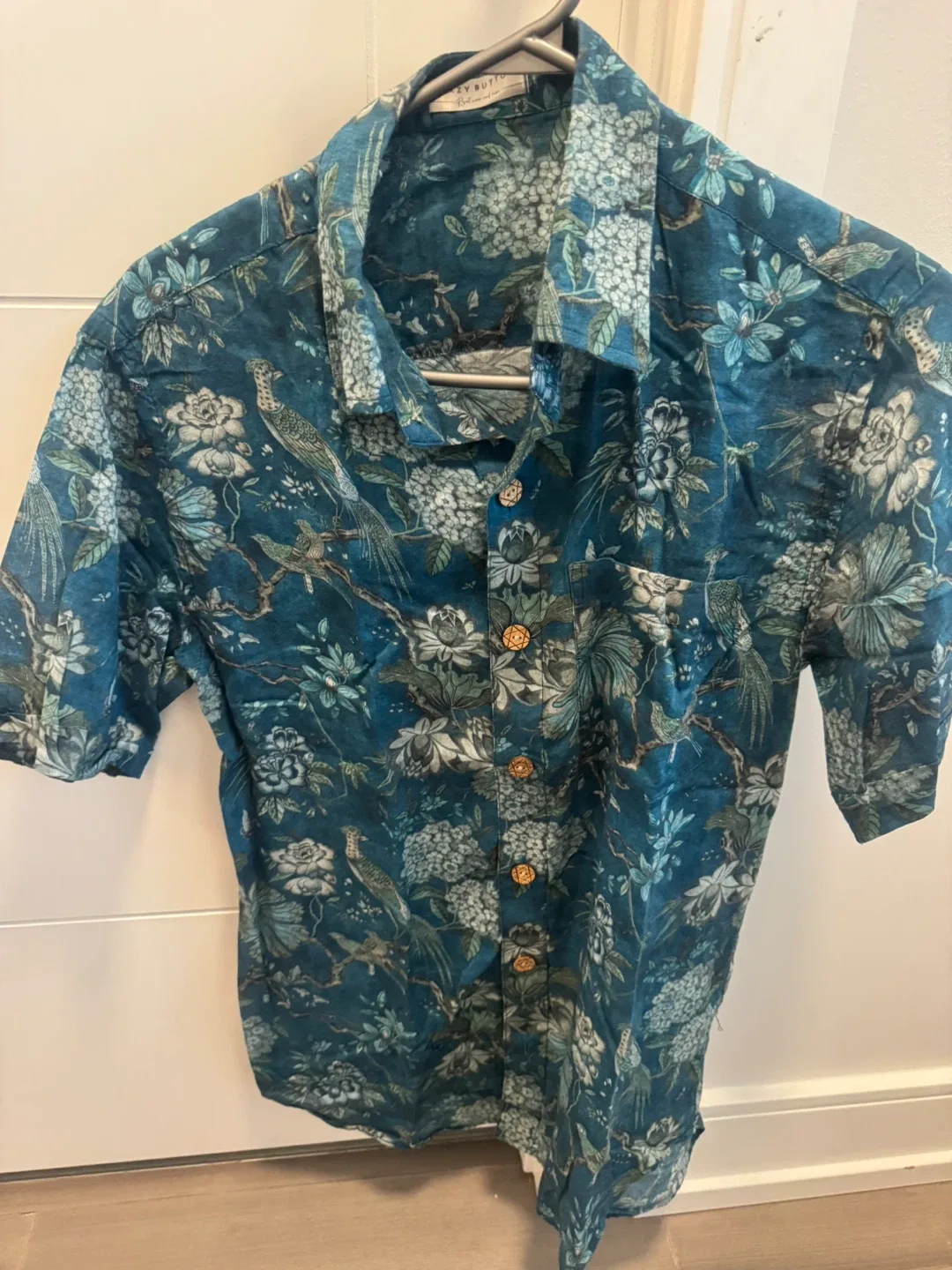 Variety of Men's Short Sleeve Shirts image indicator(5)