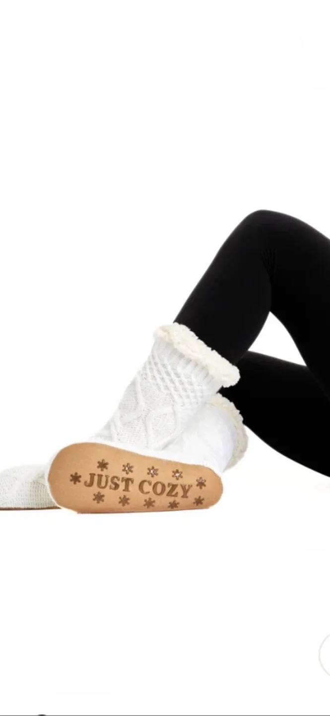 NEW! “Just Cozy” Ladies Llama Slipper/Socks! image indicator(6)