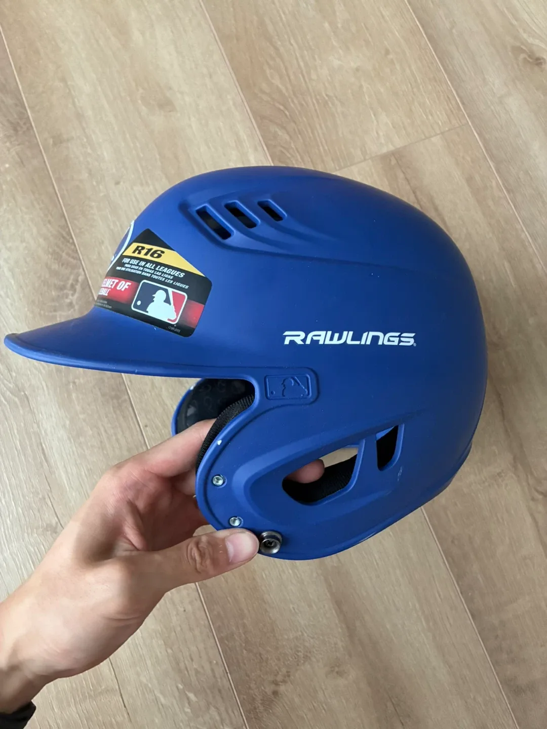 Rawlings R16 Official Batting Helmet - Blue, Size 6 3/4 - 7 1/2 image indicator(2)