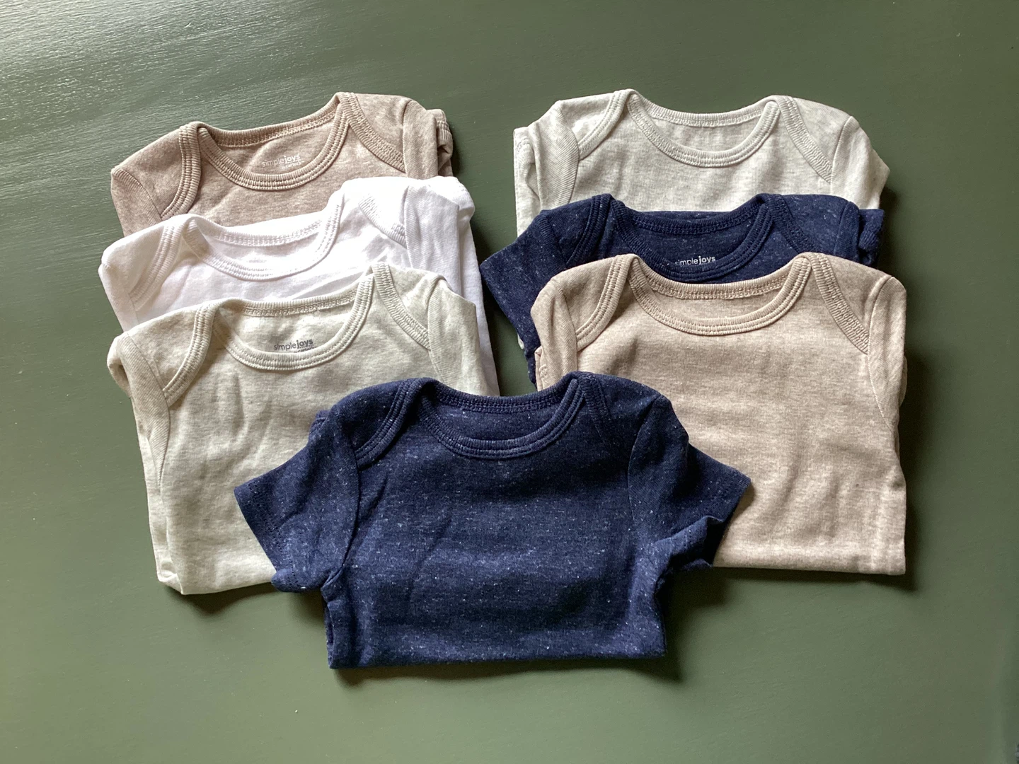 7 Short Sleeve Baby Onesies 3 to 6 Months - photo 2