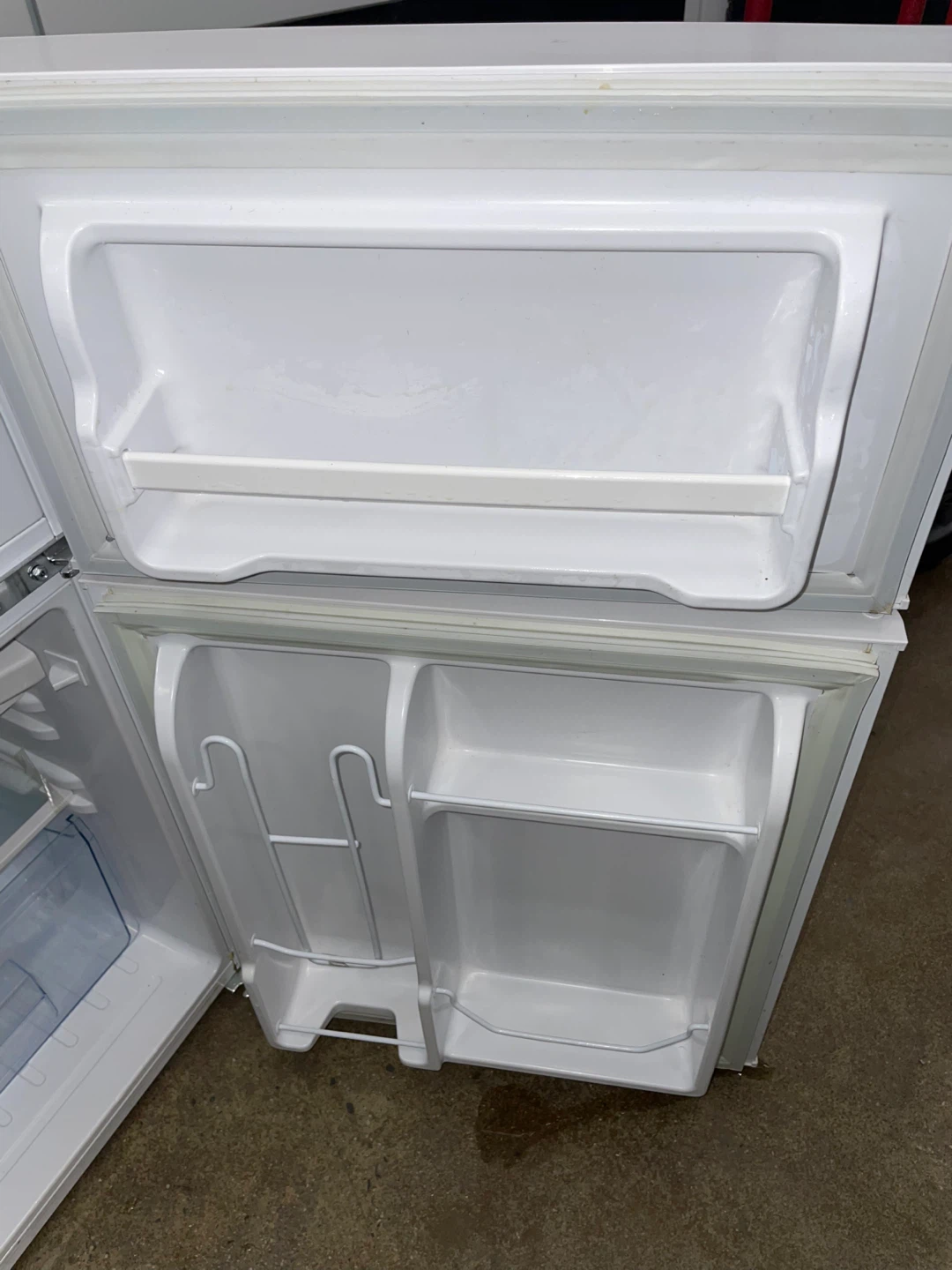 EUHOMY 3.2 Cu.ft Mini Fridge (White) - photo 5