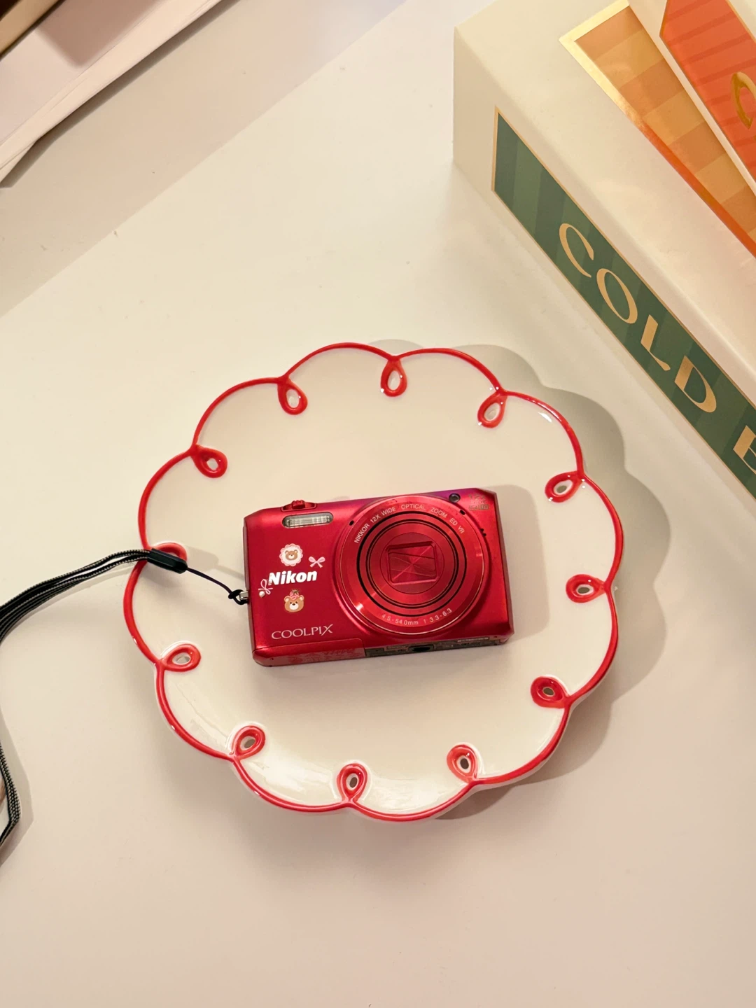 Nikon Coolpix S6800 Digital Camera