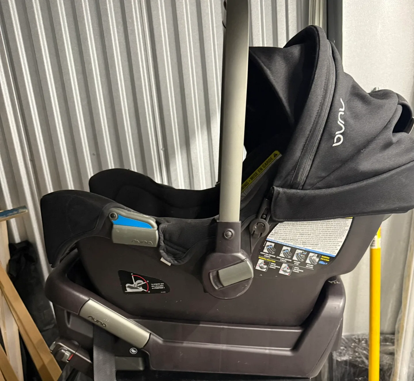 Nuna Pipa Infant Car Seat BASE ONLY- Caviar image indicator(3)